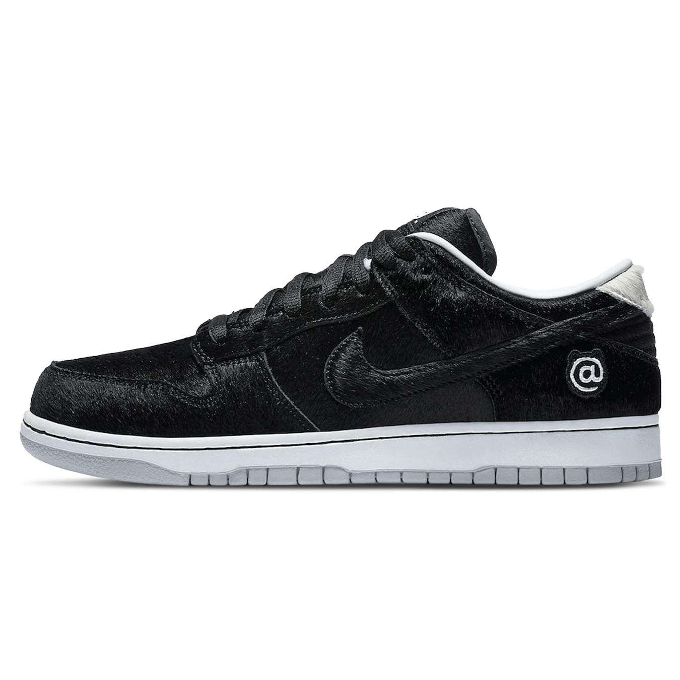 Medicom Toy x Dunk Low SB 'BE@RBRICK'